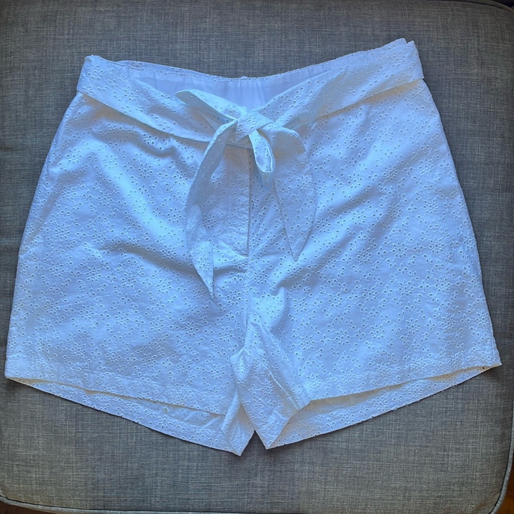 Lane Bryant Bright White Eyelet Shorts Resort Beach Classic Plus Size 16 - Picture 1 of 7